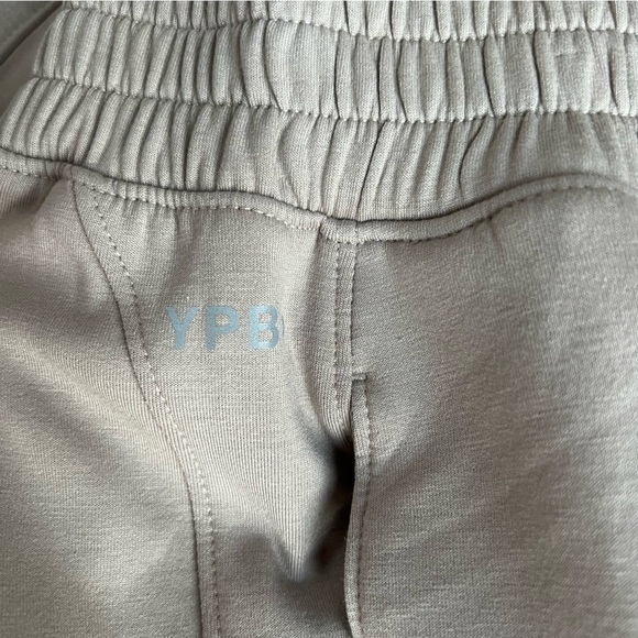 NWT! Abercrombie Fitch YPB Neoknit Jogger Sweatpants XXS Short Beige Tan - Picture 6 of 10